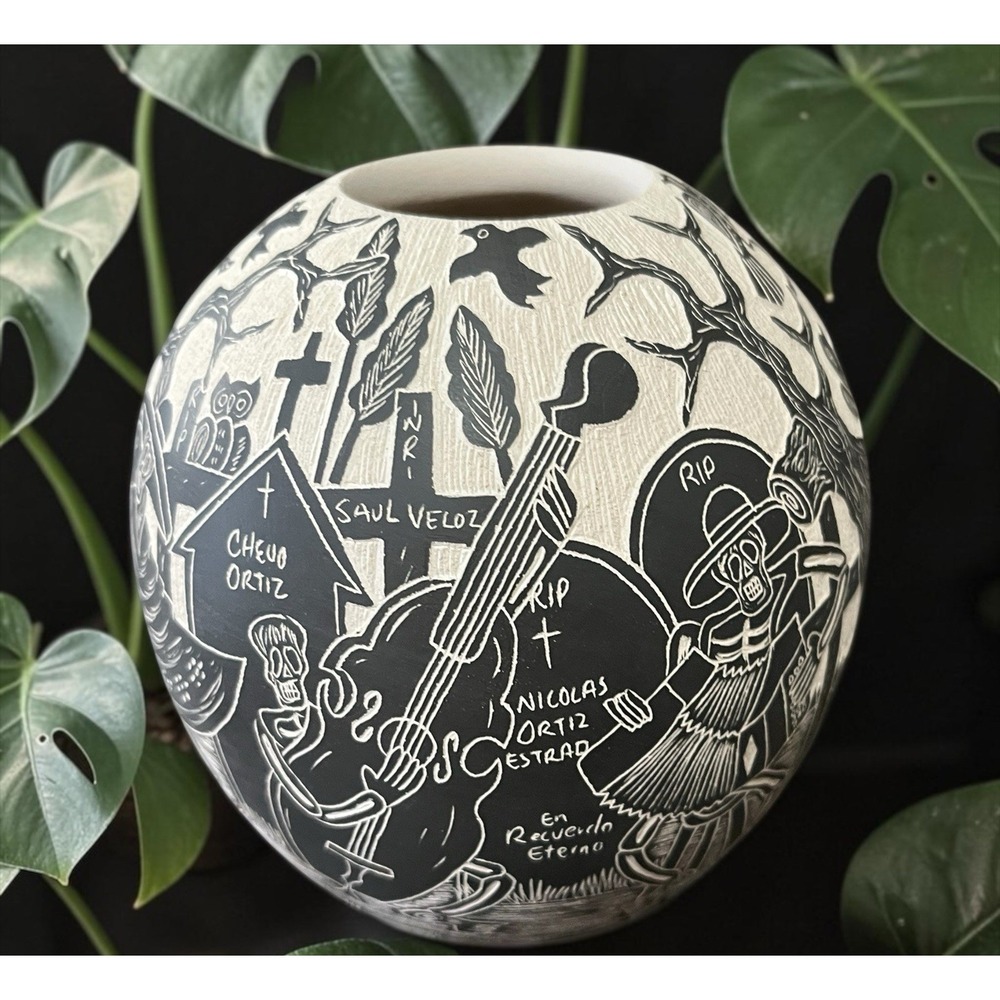 Mata Ortiz Pottery Hilario Quezada Jr Day Of Dead Olla Vase Sgraffito Mexico Art